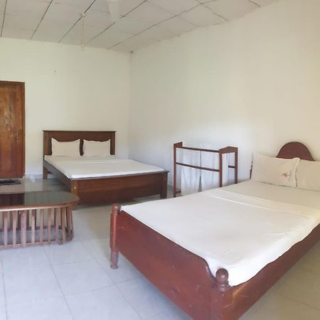 Sinharaja Hostel 114 Deniyaya Kültér fotó