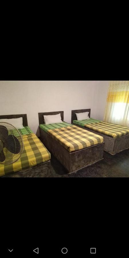 Sinharaja Hostel 114 Deniyaya Kültér fotó