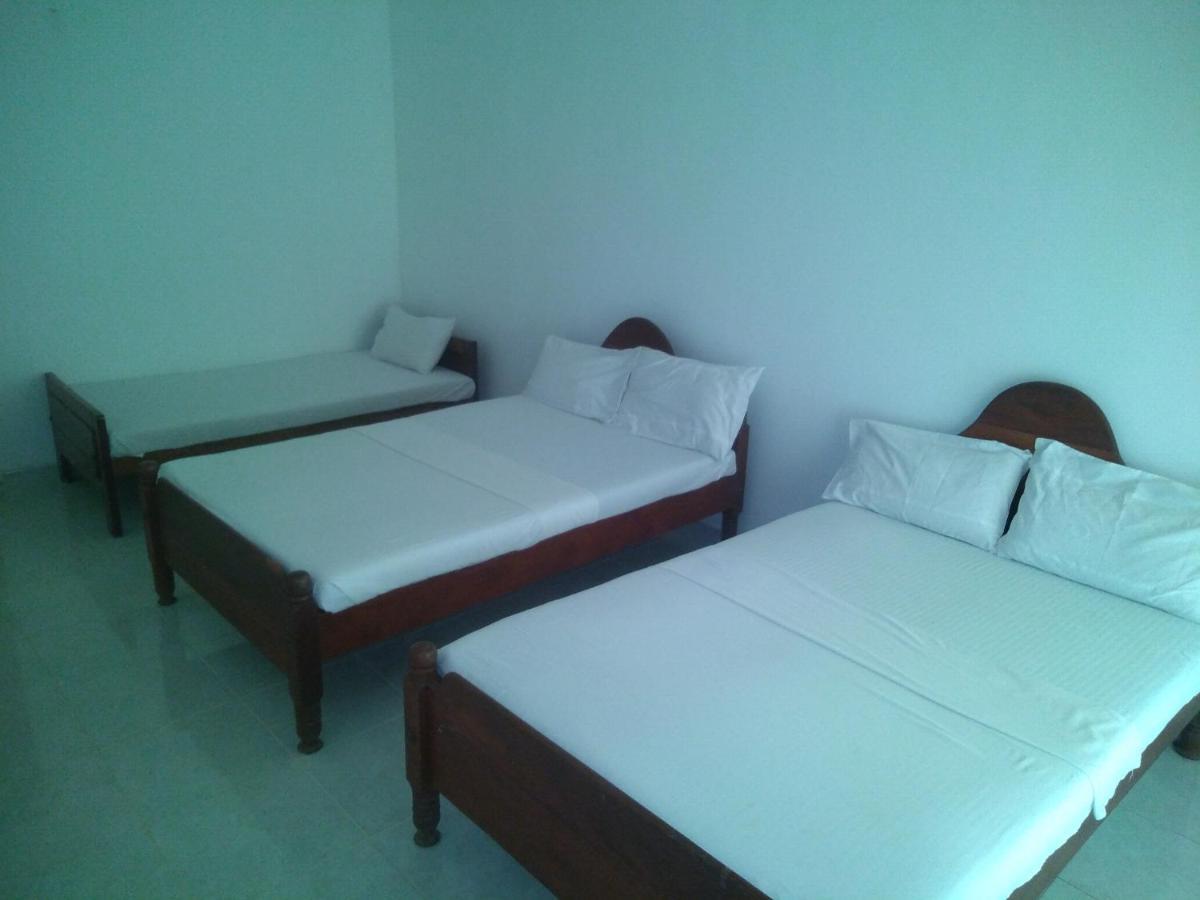 Sinharaja Hostel 114 Deniyaya Kültér fotó